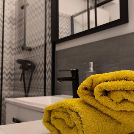 Air Flat Gliwice Apartment Bagian luar foto